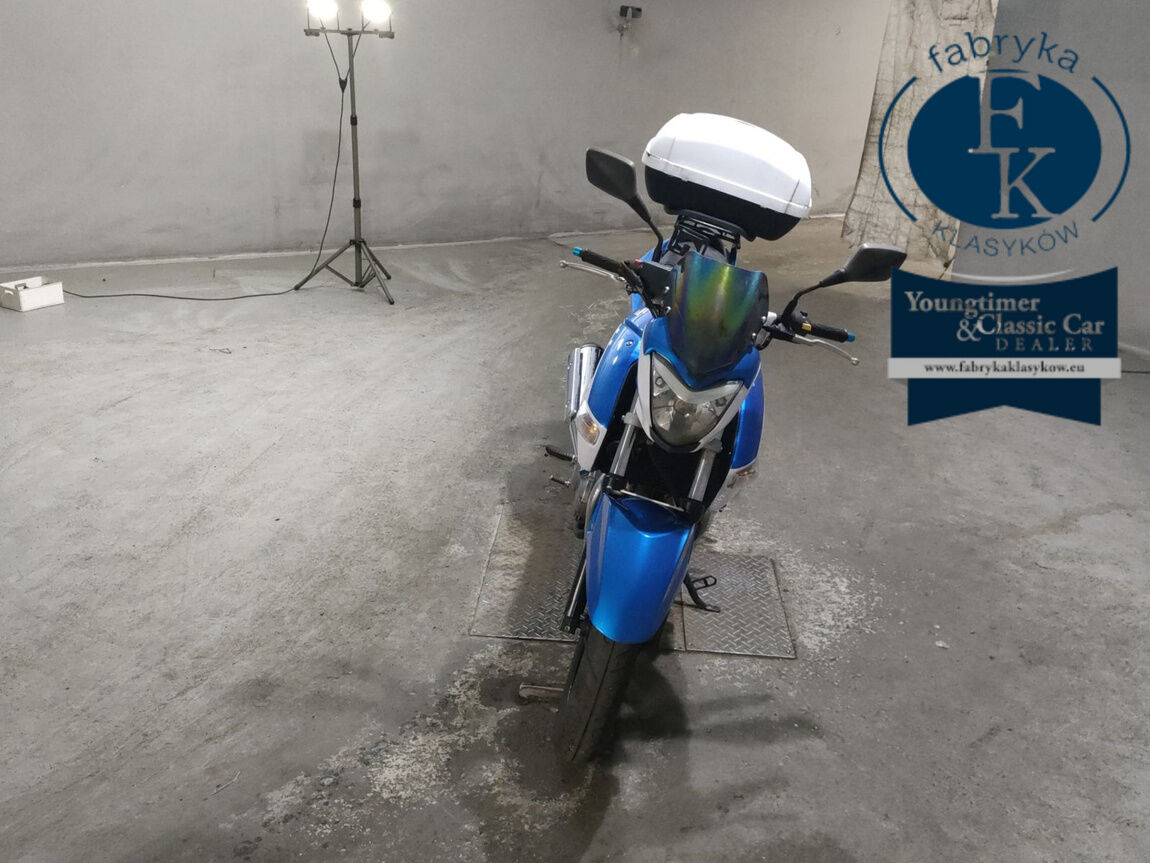 SUZUKI GSR250  - zdjęcie 4