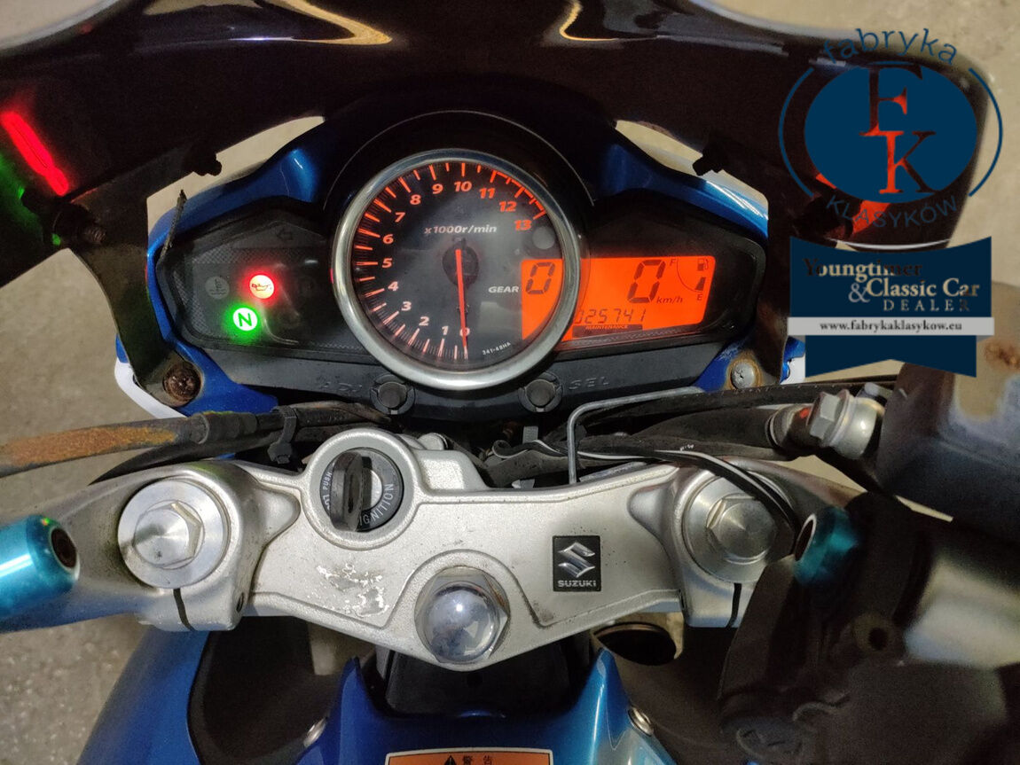 SUZUKI GSR250  - zdjęcie 6