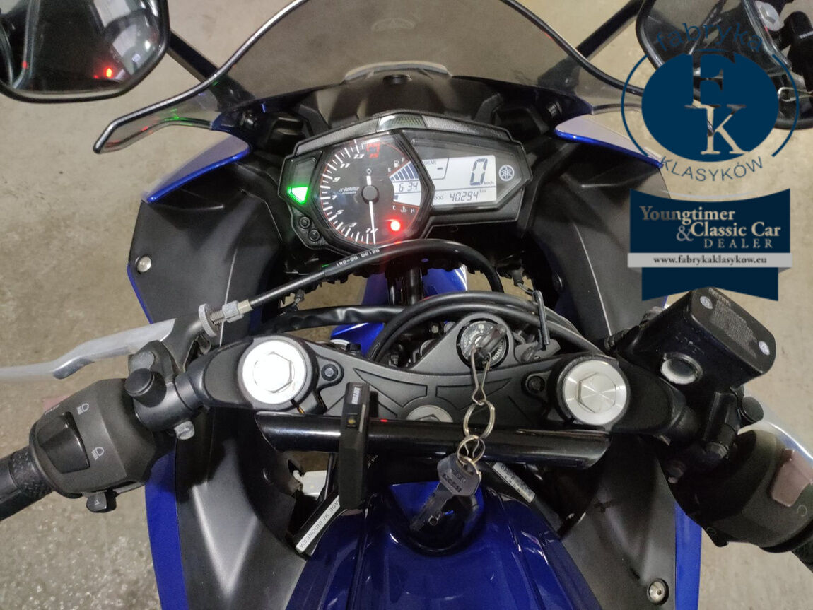 YAMAHA YZF-R25  - zdjęcie 6