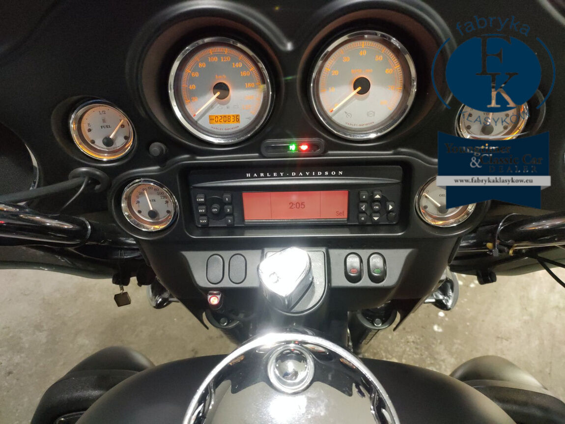 HARLEY-DAVIDSON FLHX1580 2010 - zdjęcie 6