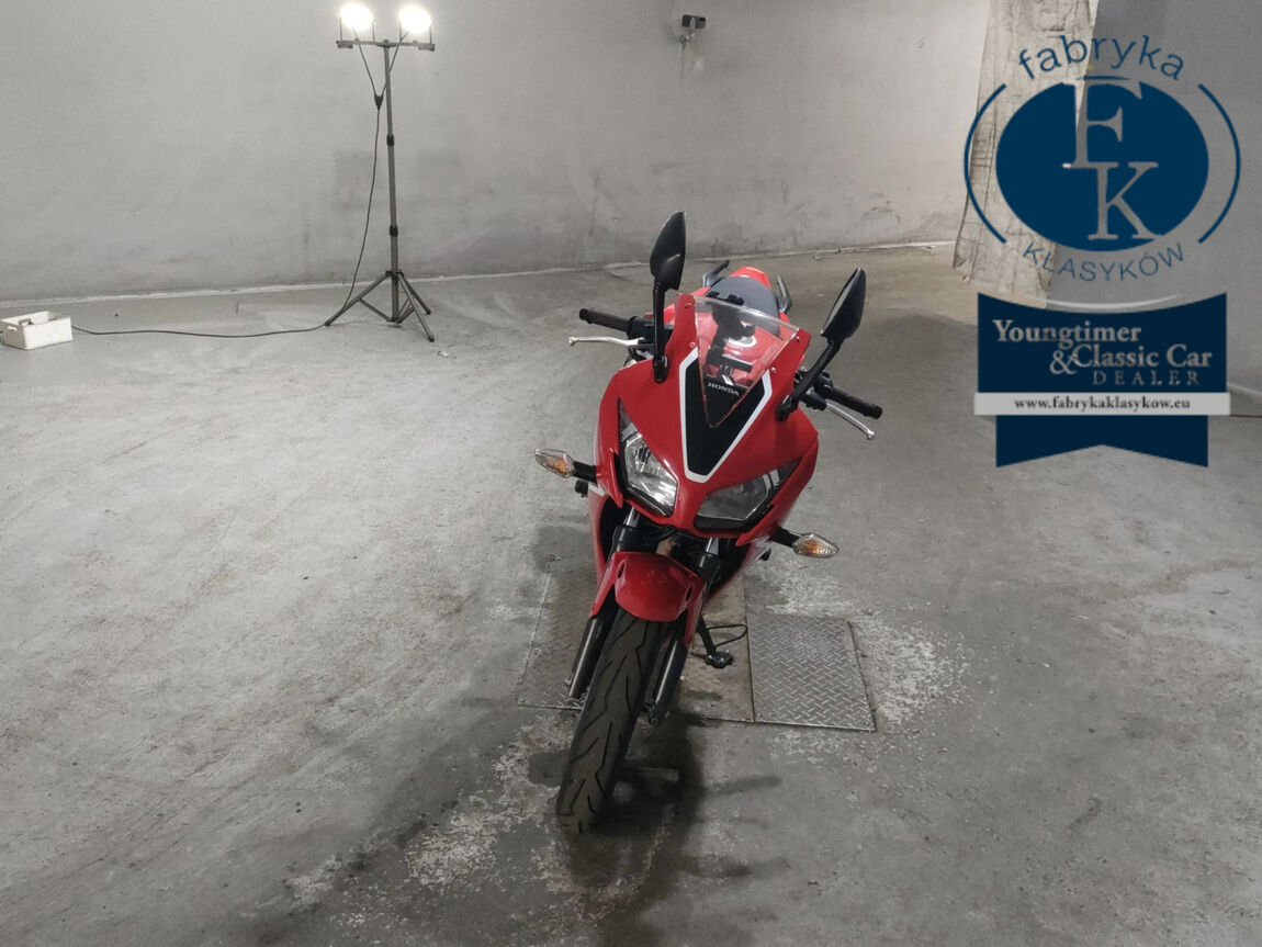 HONDA CBR250R  - zdjęcie 4