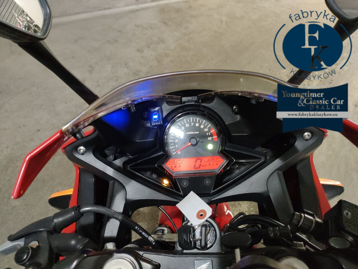 HONDA CBR250R  - zdjęcie 6