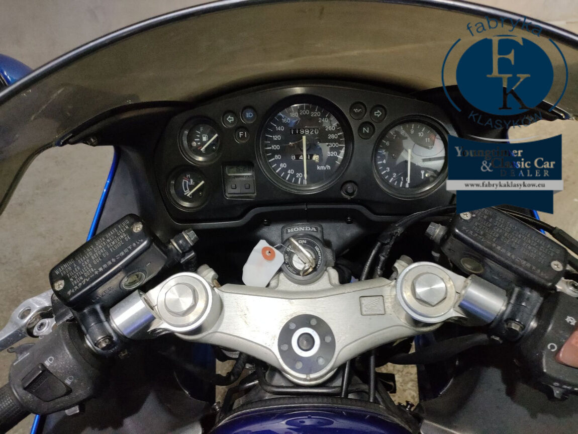 HONDA CBR1100XX 1999 - zdjęcie 6
