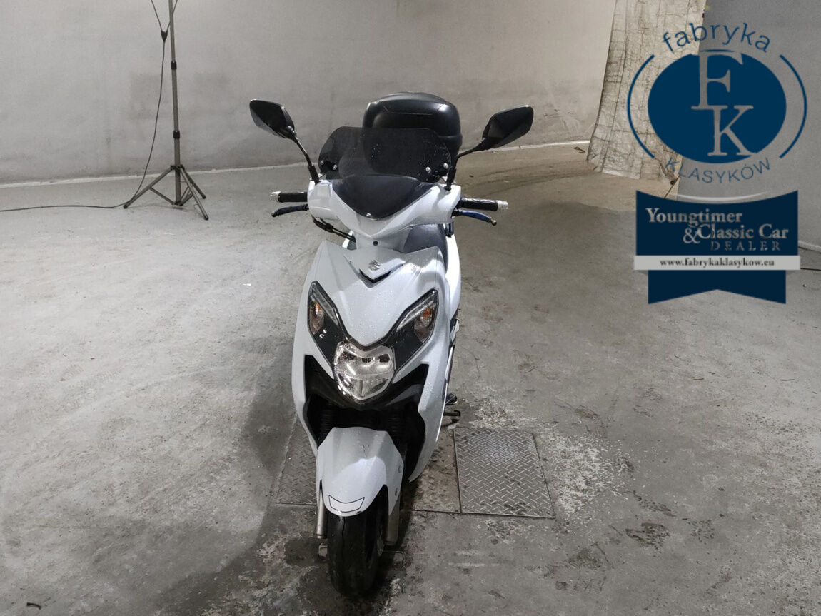 SUZUKI SU WISH - zdjęcie 4