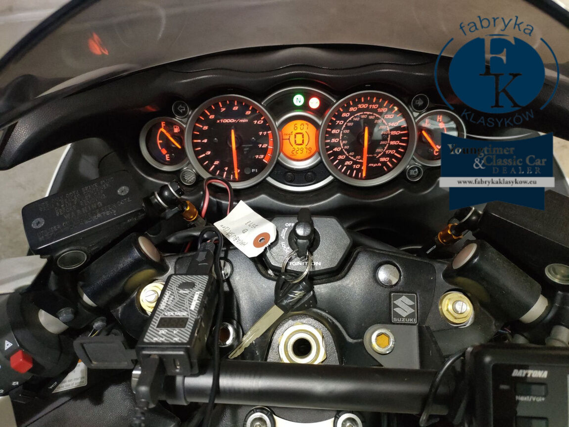 SUZUKI GSX1300R HAYABUSA 2012 - zdjęcie 6