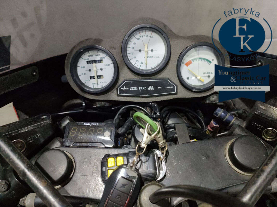 SUZUKI GSX-R750 1986 - zdjęcie 6