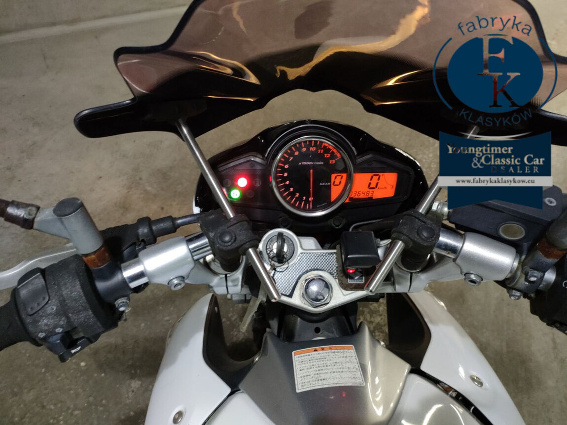 SUZUKI GSR250  - zdjęcie 6