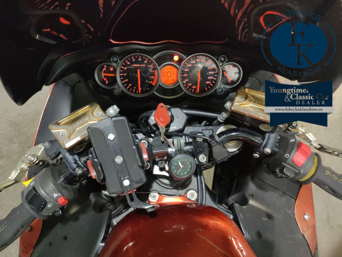 SUZUKI GSX1300R HAYABUSA 2011 - zdjęcie 6