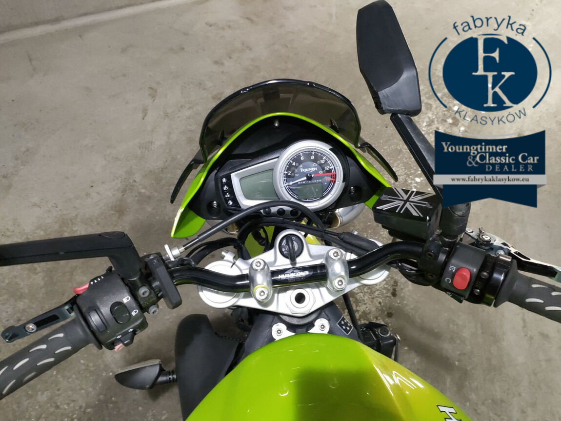 TRIUMPH STREET TRIPLE 2010 - zdjęcie 6