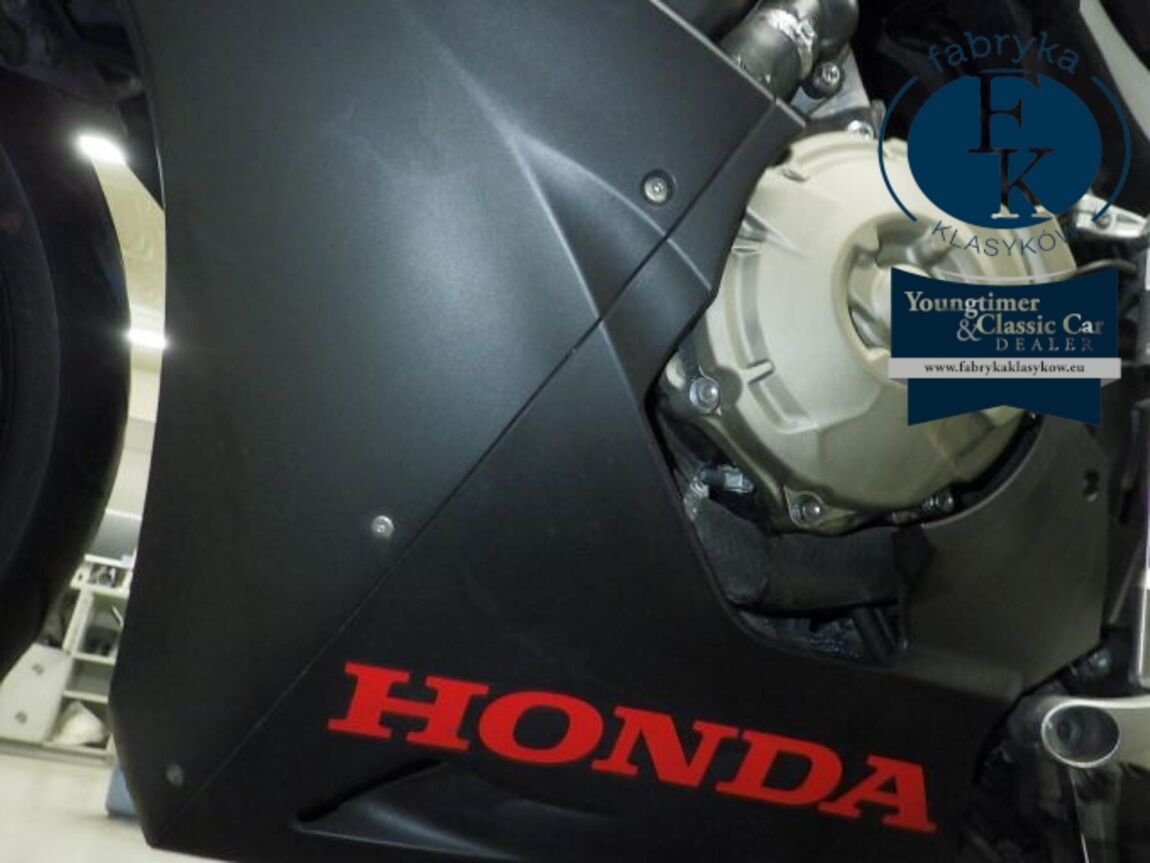 HONDA CBR1000RR 2017 - zdjęcie 20