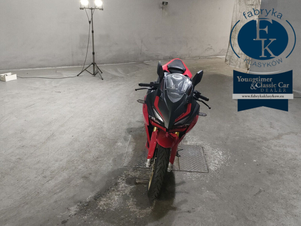 HONDA CBR250RR  - zdjęcie 4