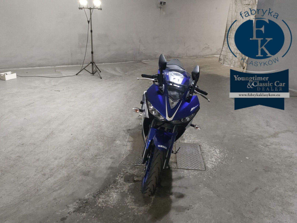 YAMAHA YZF-R3 2017 - zdjęcie 4
