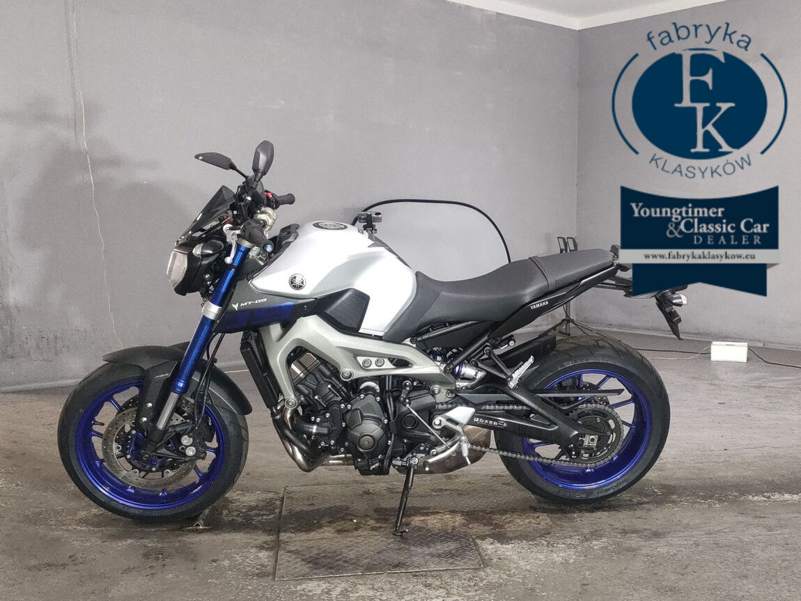 YAMAHA MT-09 2015 - zdjęcie 3