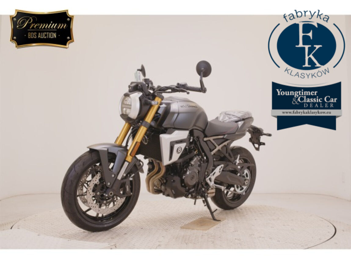 SUZUKI GSX-8T  - zdjęcie 5