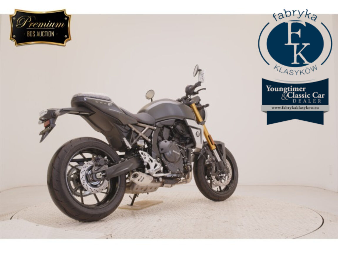SUZUKI GSX-8T  - zdjęcie 6