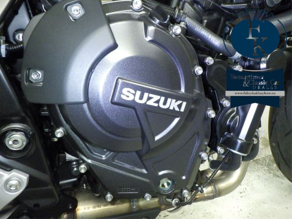 SUZUKI GSX-8T  - zdjęcie 9