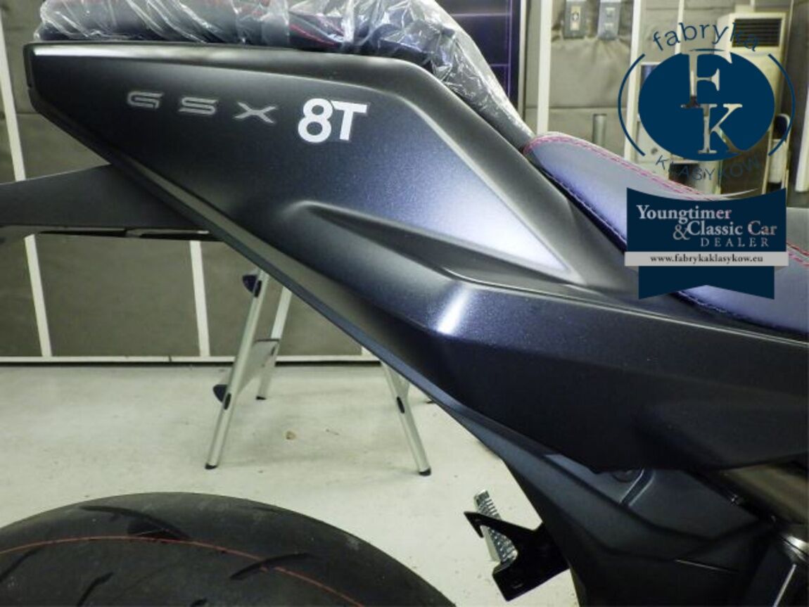 SUZUKI GSX-8T  - zdjęcie 19