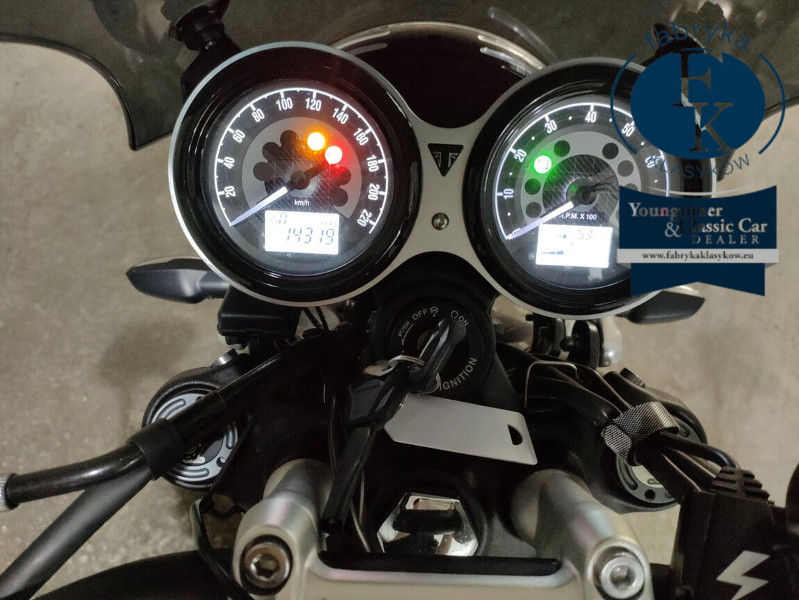 TRIUMPH SPEED TWIN 2019 - zdjęcie 6