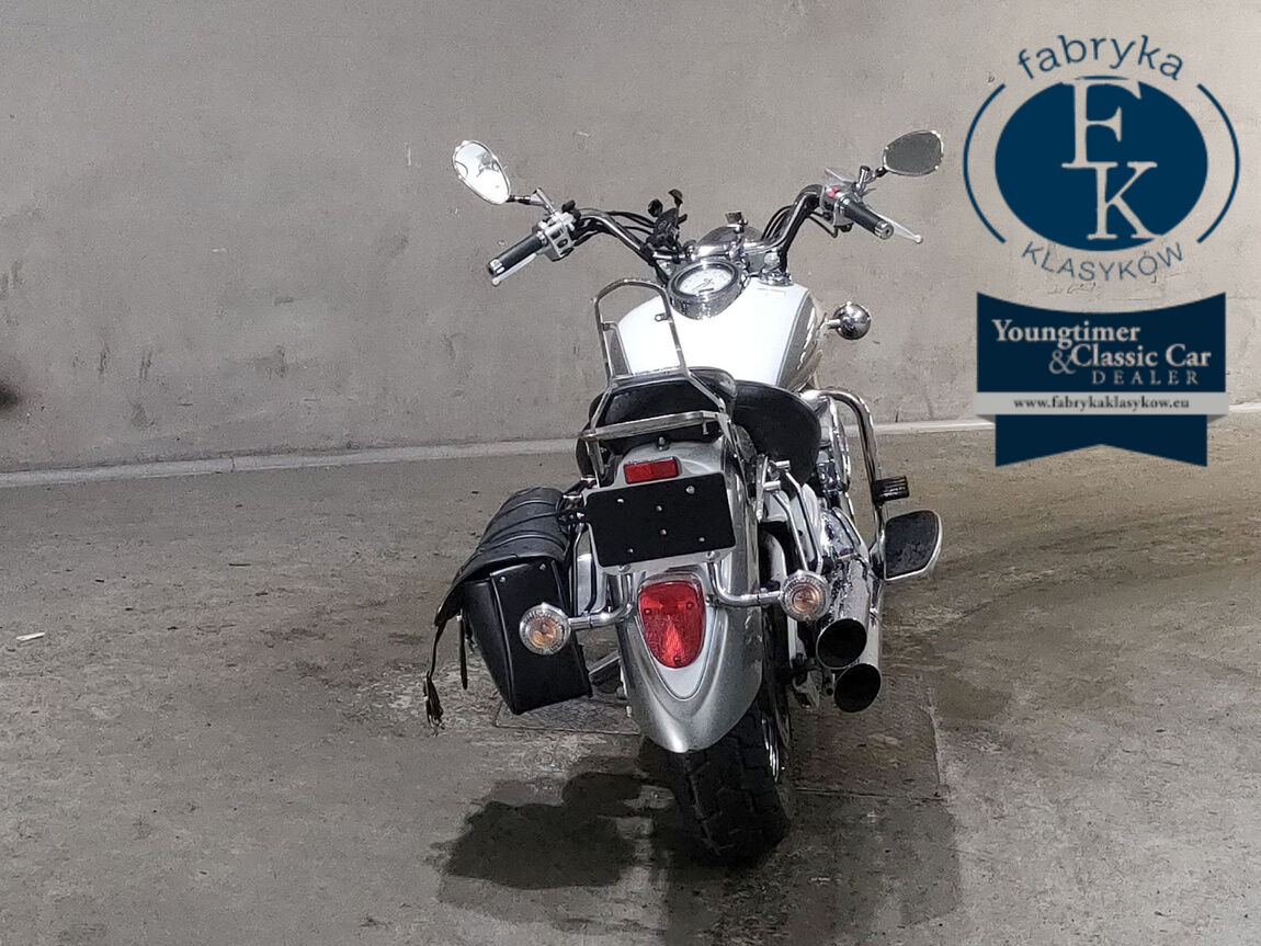 YAMAHA DRAGSTAR1100 CLASSIC 2009 - zdjęcie 5
