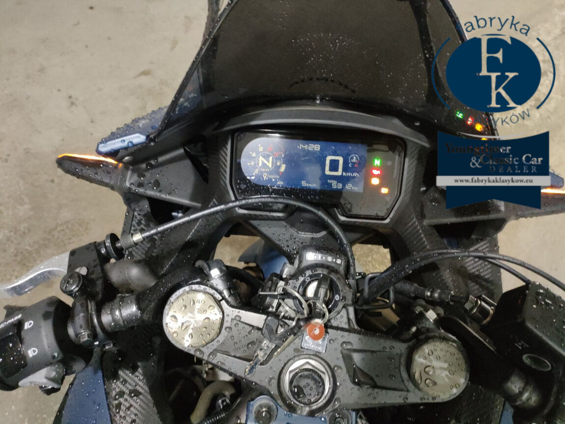 HONDA CBR400R 2022 - zdjęcie 6