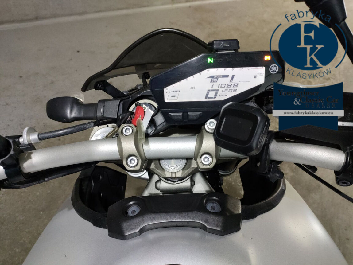 YAMAHA MT-09 2015 - zdjęcie 6