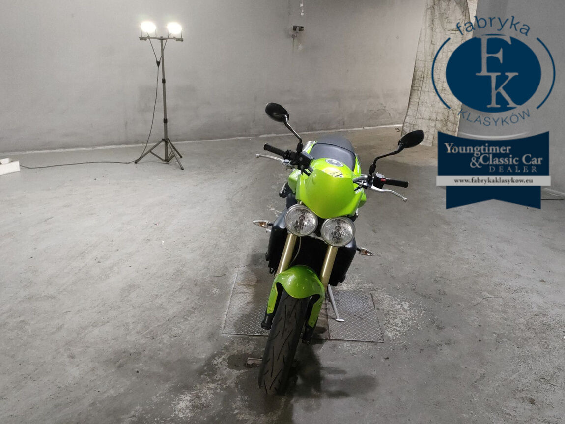 TRIUMPH STREET TRIPLE 2009 - zdjęcie 4