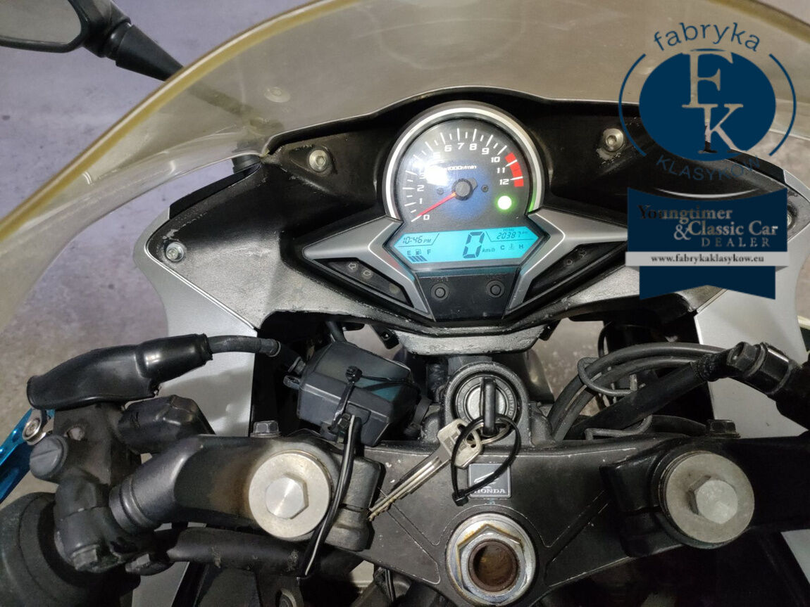HONDA CBR250R  - zdjęcie 6