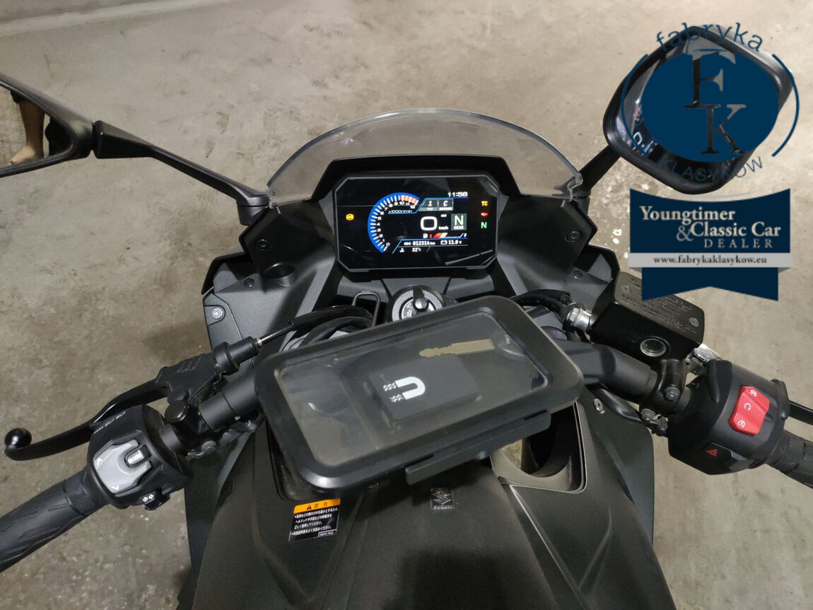 SUZUKI GSX-8R  - zdjęcie 6