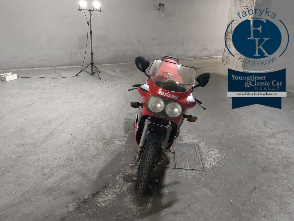 SUZUKI GSX-R750 1985 - zdjęcie 4