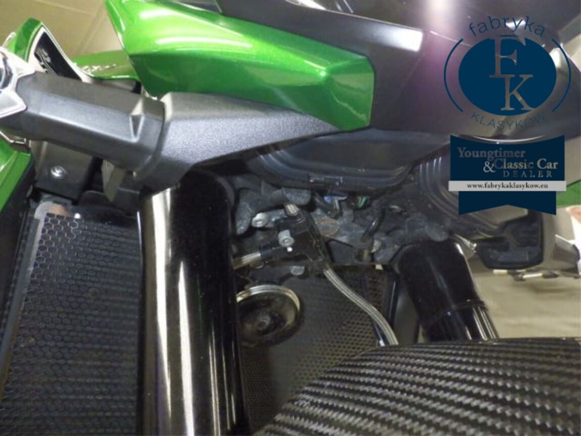 KAWASAKI Z1000-5A 2018 - zdjęcie 24