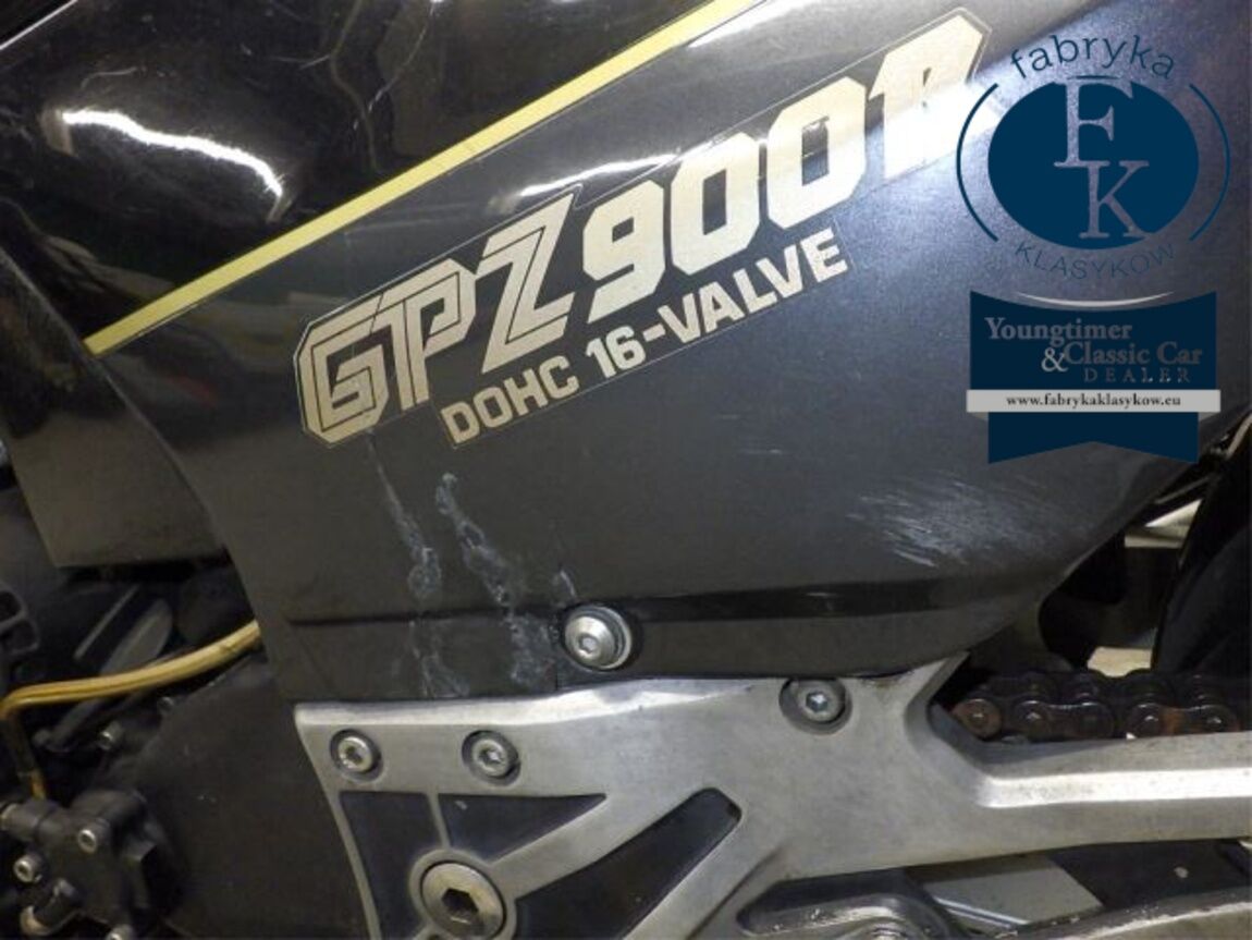 KAWASAKI GPZ900R 1996 - zdjęcie 22