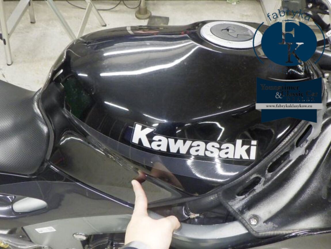 KAWASAKI ZZR1100 1991 - zdjęcie 17