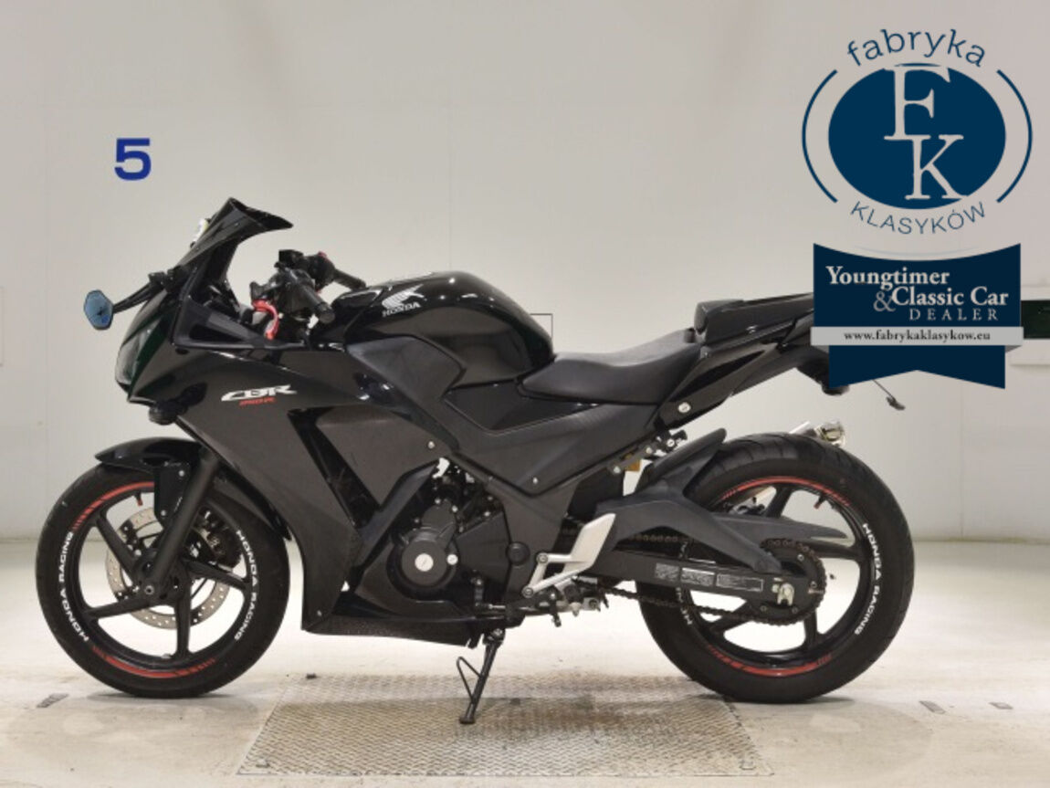 HONDA CBR250R ABS  - zdjęcie 3