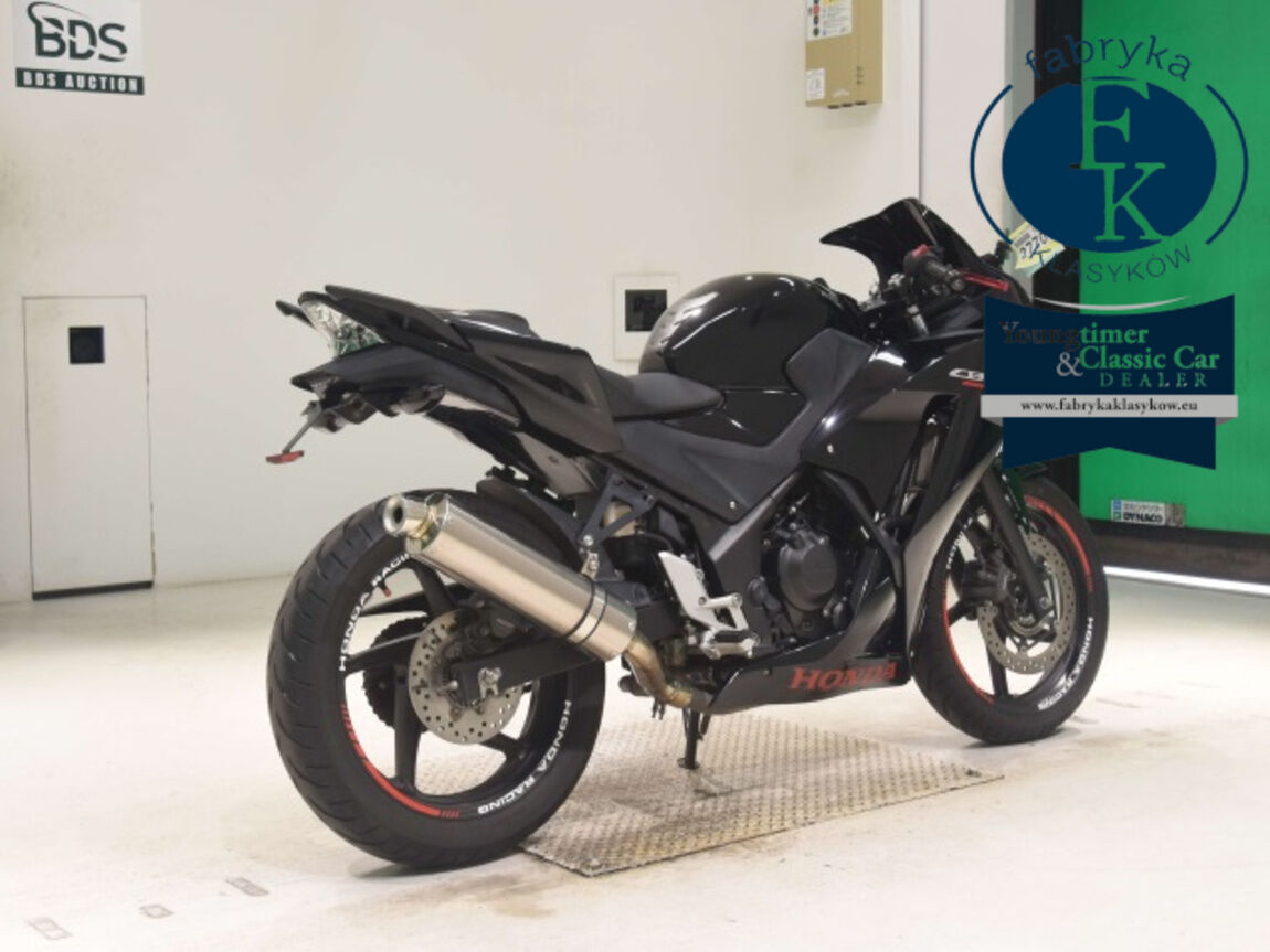 HONDA CBR250R ABS  - zdjęcie 6