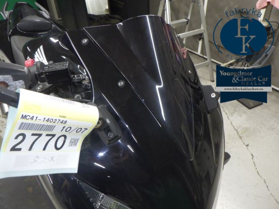 HONDA CBR250R ABS  - zdjęcie 17