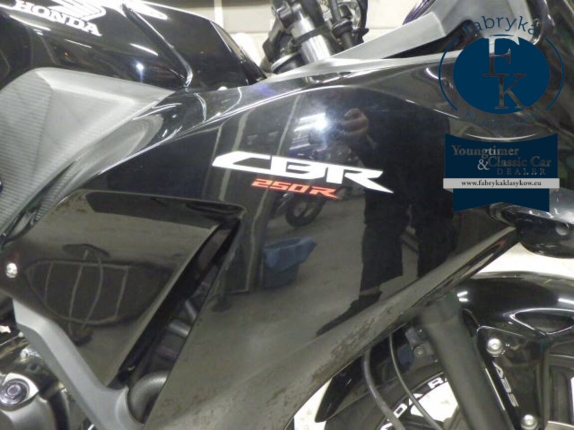 HONDA CBR250R ABS  - zdjęcie 18