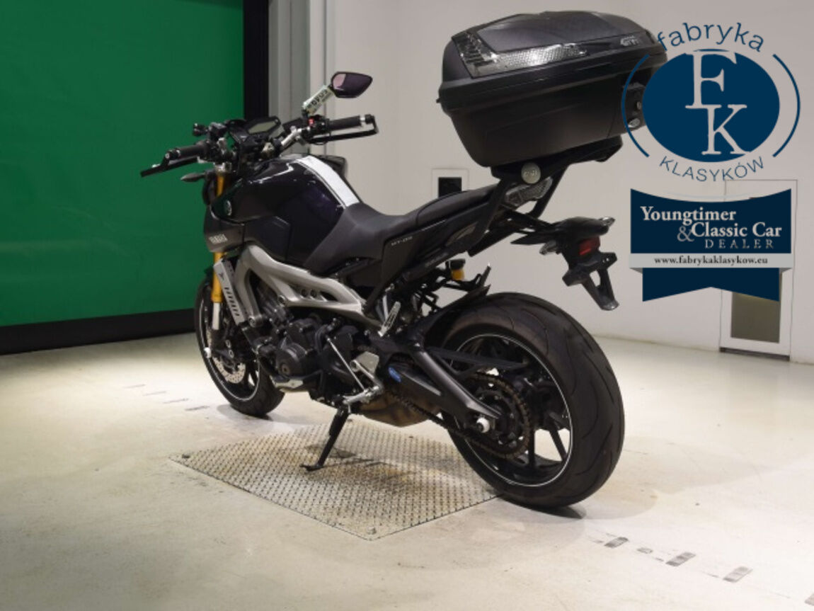 YAMAHA MT-09A 2015 - zdjęcie 7