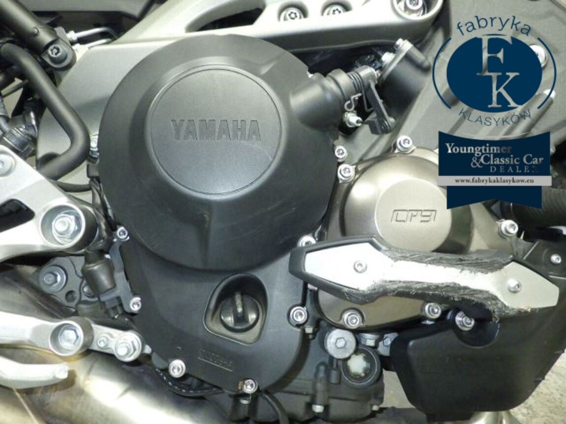 YAMAHA MT-09A 2015 - zdjęcie 9