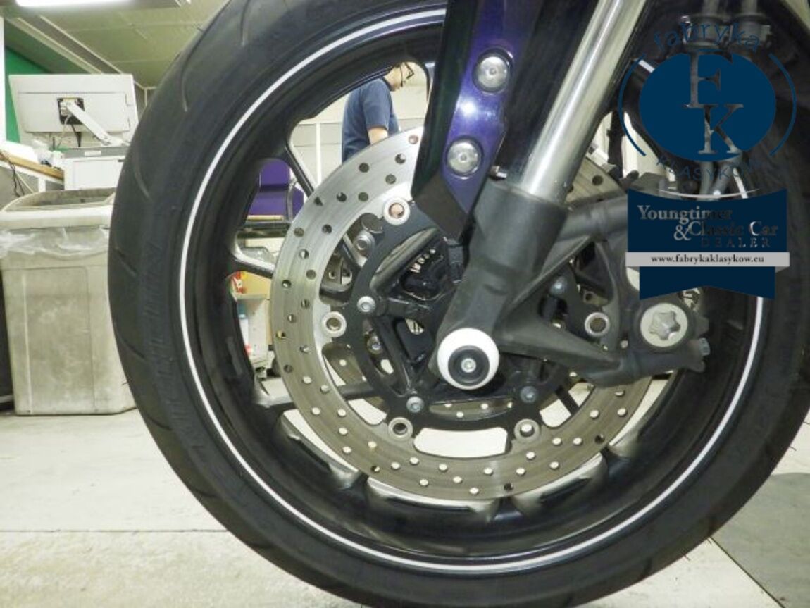YAMAHA MT-09A 2015 - zdjęcie 23