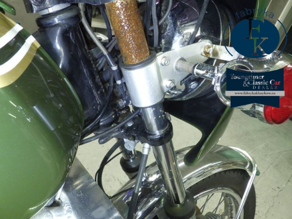 SUZUKI GT750 1986 - zdjęcie 24
