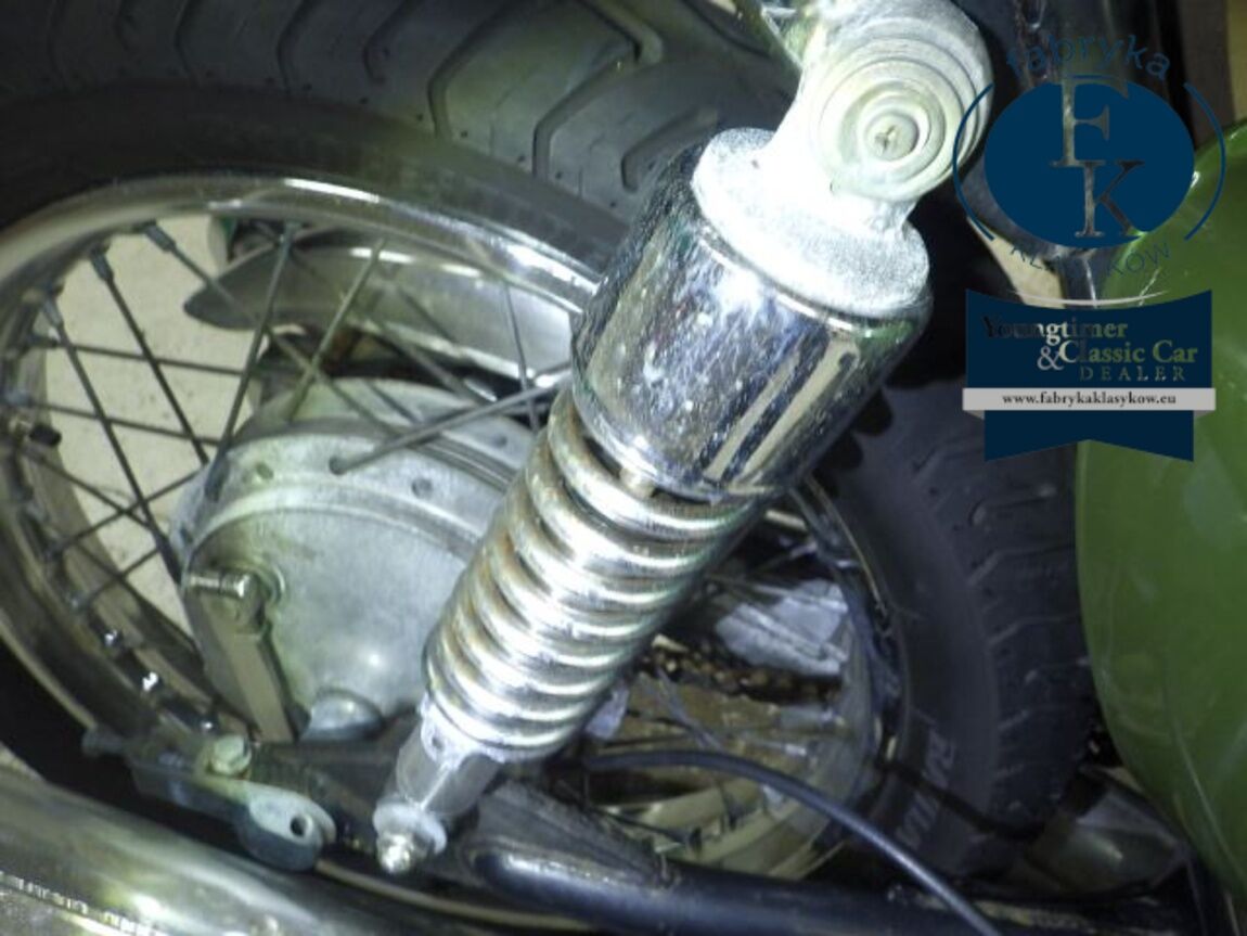 SUZUKI GT750 1986 - zdjęcie 28