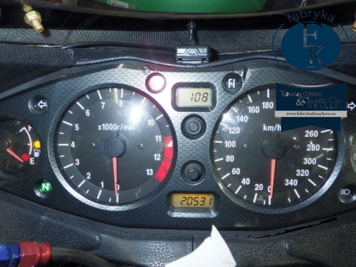 SUZUKI GSX1300R HAYABUSA 2001 - zdjęcie 15