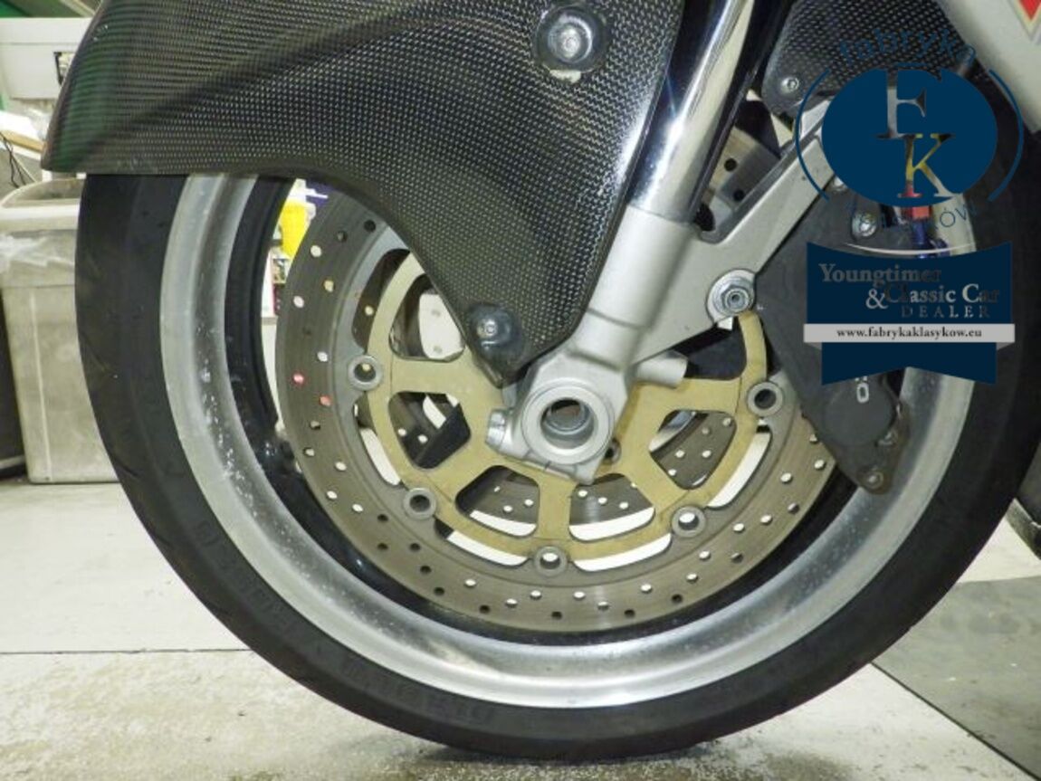 SUZUKI GSX1300R HAYABUSA 2001 - zdjęcie 24