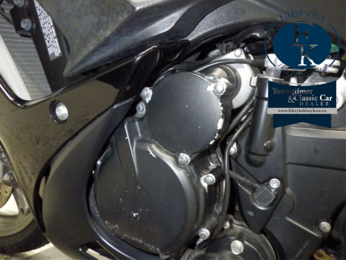 SUZUKI GSX-R750 2013 - zdjęcie 12