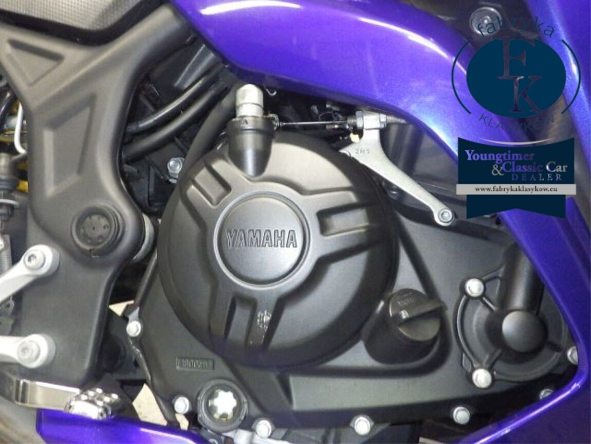 YAMAHA YZF-R3 2017 - zdjęcie 9