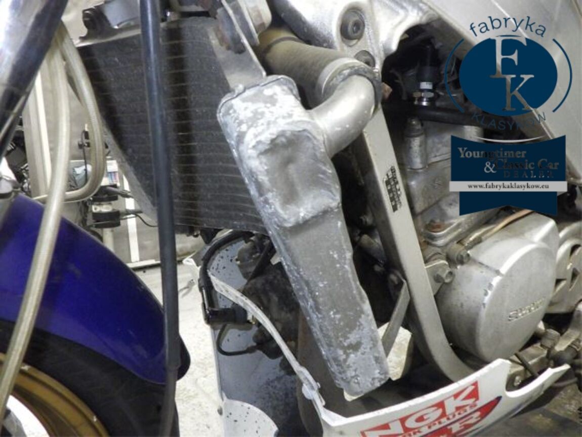 SUZUKI RGV250  - zdjęcie 10