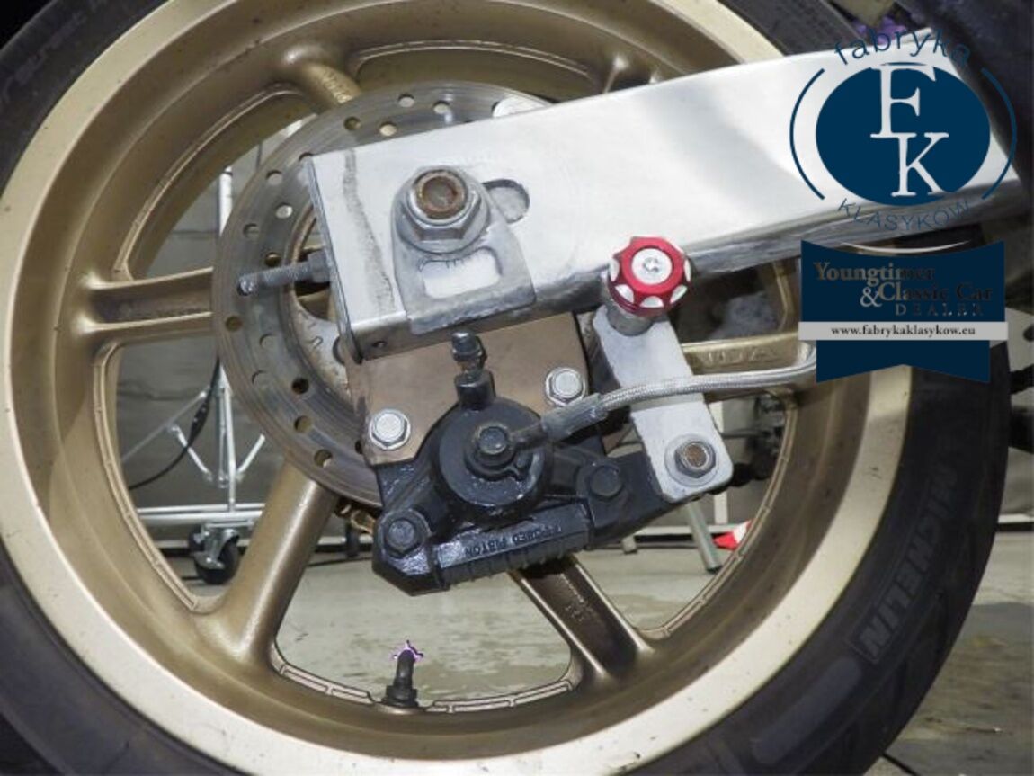 SUZUKI RGV250  - zdjęcie 28