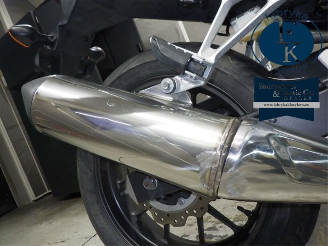 HONDA CBR400R 2013 - zdjęcie 16
