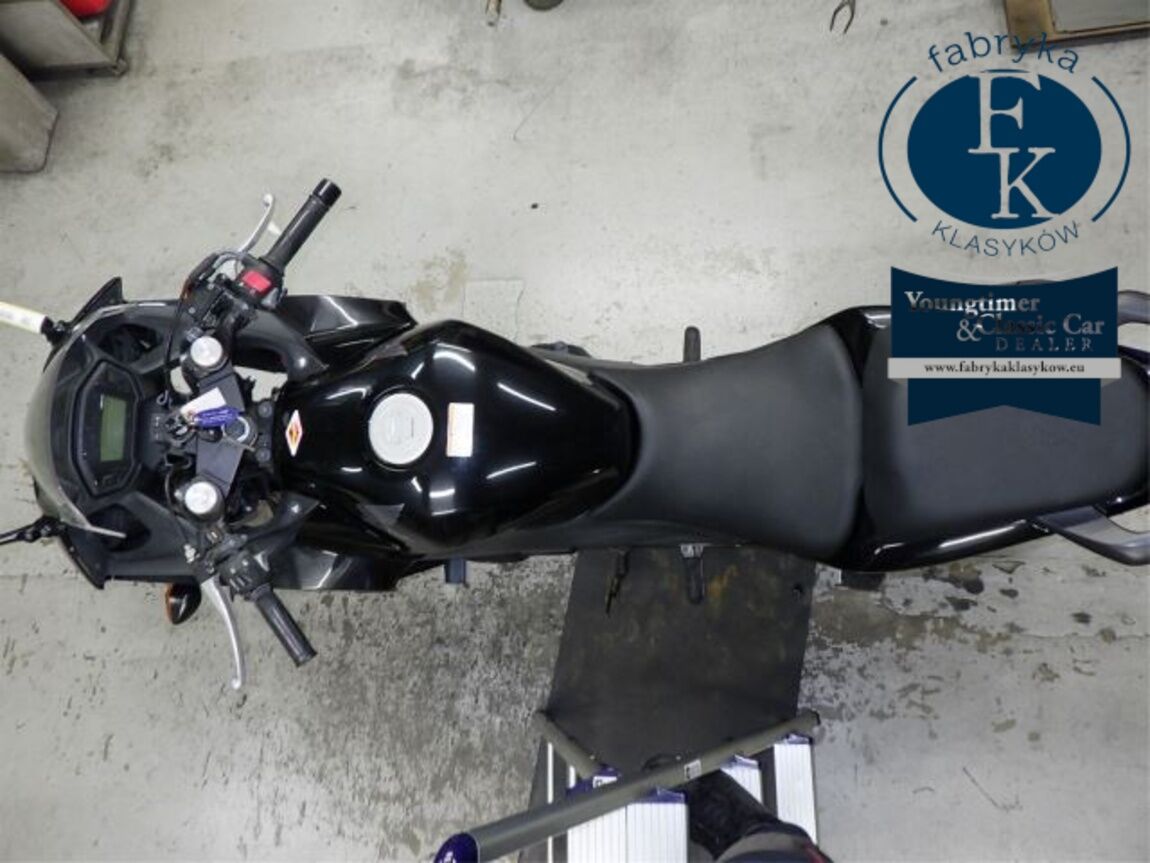HONDA CBR400R 2013 - zdjęcie 32