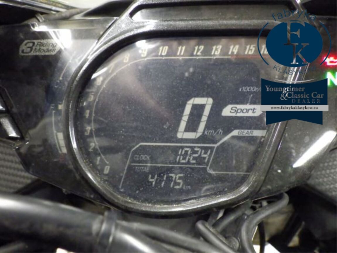 HONDA CBR250RR-2  - zdjęcie 15